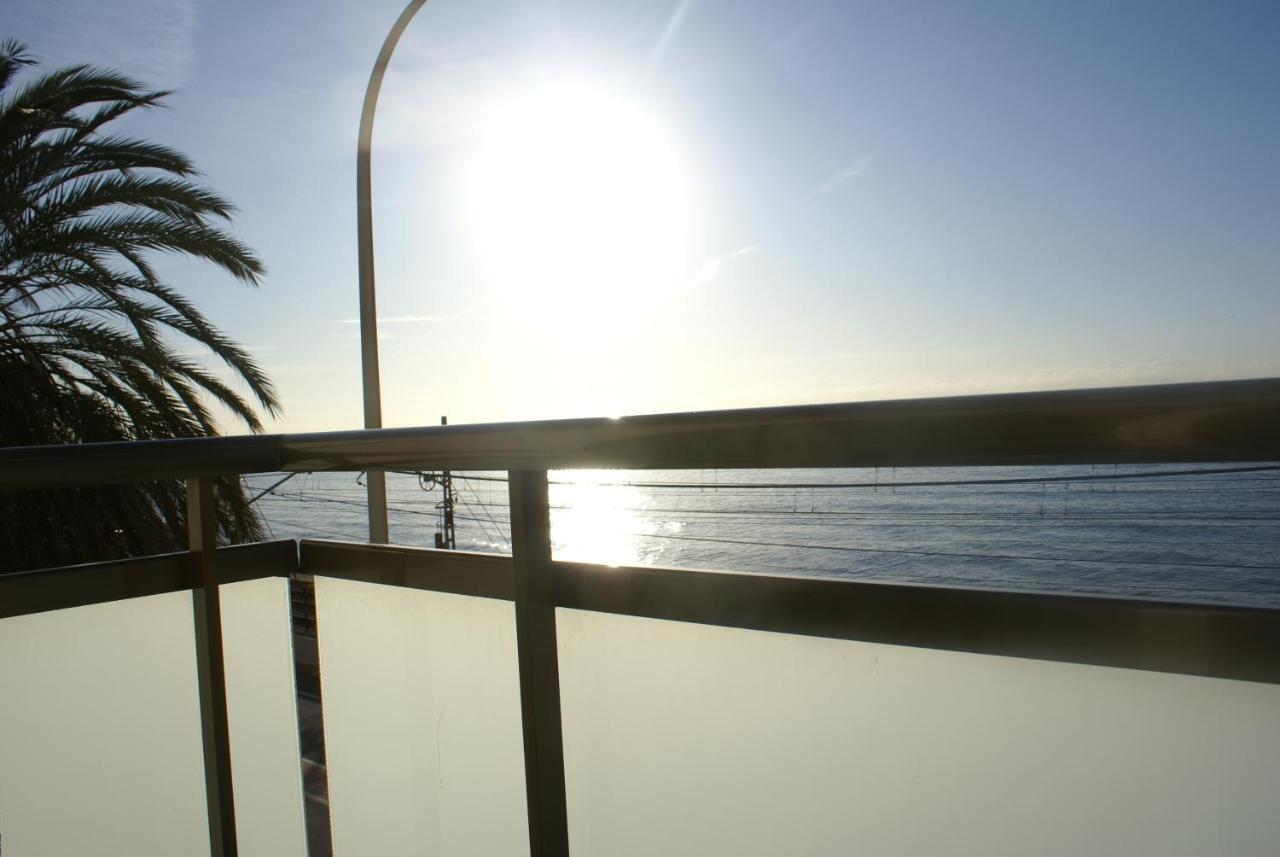 Vila De Premia Premia De Mar Luaran gambar